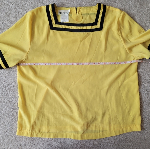 Yellow square neck chagall shirt - Picture 9 of 11